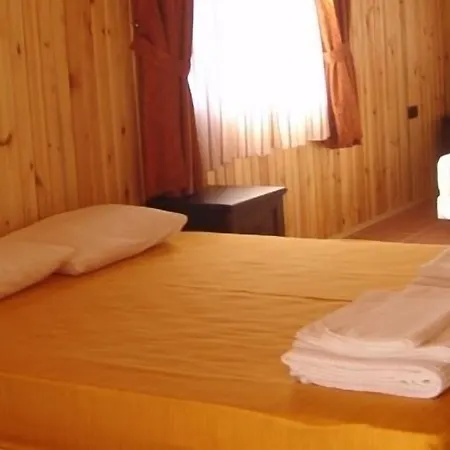 Maison d'hôtes Mitos 3*