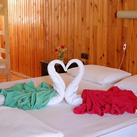 Maison d'hôtes Mitos 3*
