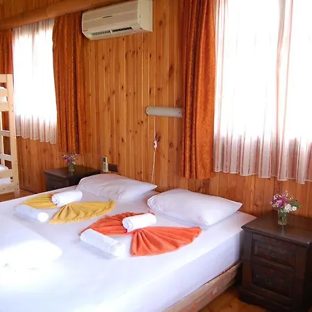 Maison d'hôtes Mitos 3*